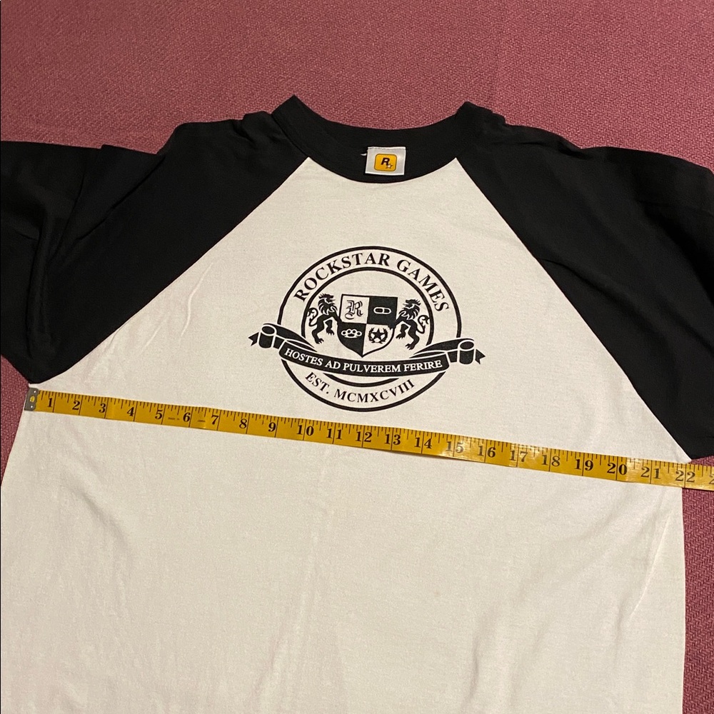 Rockstar Games crest logo 3/4 sleeve ringer tee. Black & white. XL - Picture 3 of 8